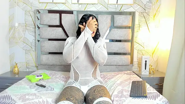 Snapshot of Alison_Chan_ chatting on 28, 5, 2026 Alison Chan online show from 28, 5, 2026