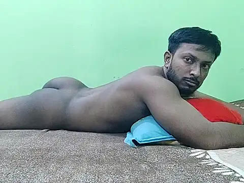 Snapshot of HunkyAriyan chatting on 27, 9, 2025 HunkyAriyan online show from 27, 9, 2025