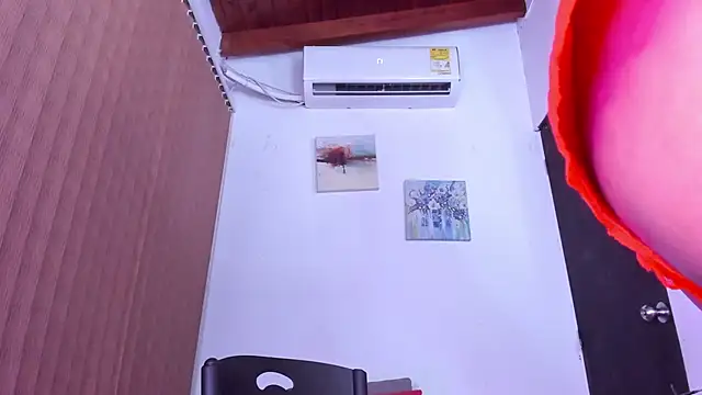 Snapshot of alondrabigtits chatting on 17, 3, 2026 alondrabigtits online show from 17, 3, 2026