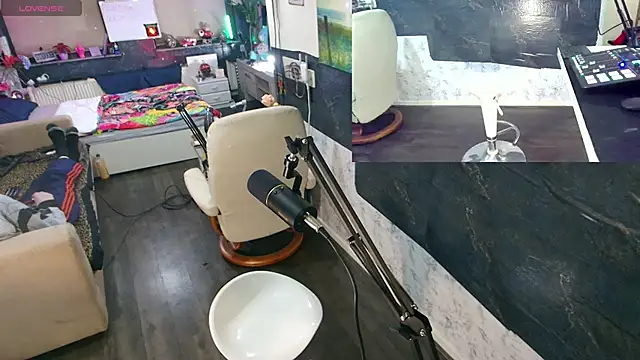 Snapshot of Doggyray44 chatting on 20, 12, 2024 Doggyray44 online show from 20, 12, 2024