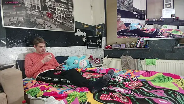 Snapshot of Doggyray44 chatting on 12, 3, 2025 Doggyray44 online show from 12, 3, 2025