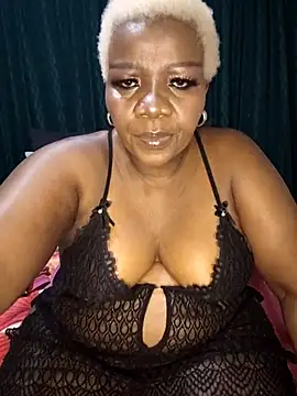 dirasweetlipsxx online show from 28, 5, 2026