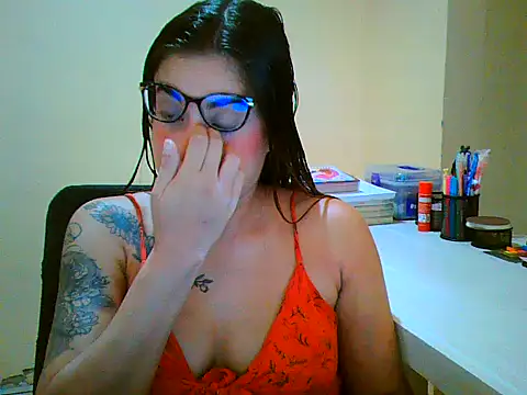 Snapshot of maliamiller chatting on 11, 3, 2026 maliamiller online show from 11, 3, 2026