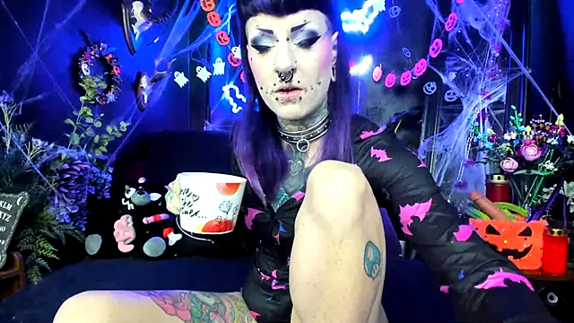 Snapshot of Purple_Coffin666 chatting on 11, 10, 2025 Purple Coffin666 online show from 11, 10, 2025