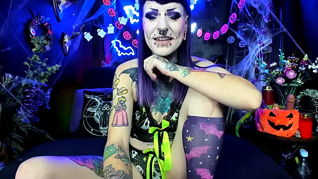 Snapshot of Purple_Coffin666 chatting on 26, 10, 2025 Purple Coffin666 online show from 26, 10, 2025