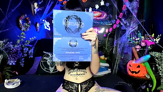 Snapshot of Purple_Coffin666 chatting on 26, 11, 2025 Purple Coffin666 online show from 26, 11, 2025