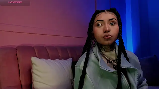 Evangeline bell online show from 10, 3, 2025