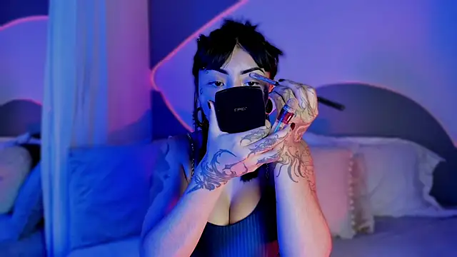 Evangeline bell online show from 11, 9, 2025