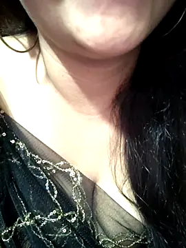 Snapshot of Jeenat_ chatting on 17, 2, 2025 Jeenat online show from 17, 2, 2025