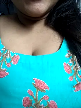 Snapshot of Jeenat_ chatting on 7, 3, 2025 Jeenat online show from 7, 3, 2025