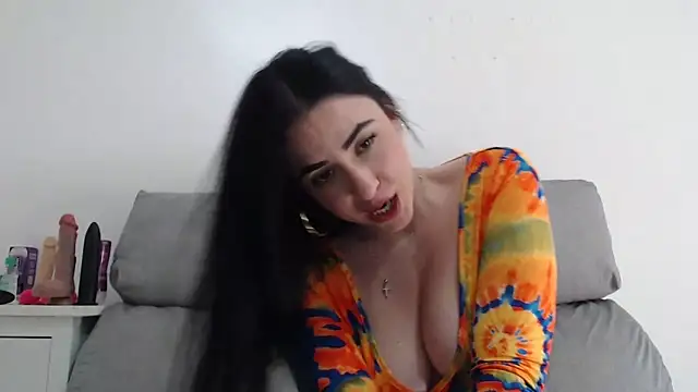 leilacam25 online show from 6, 11, 2025