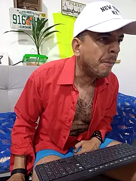 Snapshot of latinmartin73 chatting on 22, 9, 2025 latinmartin73 online show from 22, 9, 2025