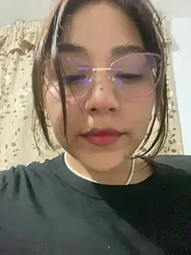 kittyfresita online show from 4, 1, 2025