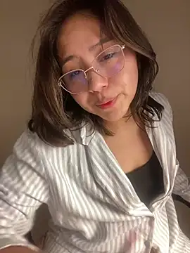 kittyfresita online show from 6, 1, 2025