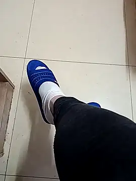 huzi518 online show from 11, 4, 2026