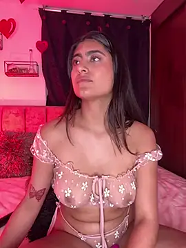 Snapshot of miakhalifaaa_ chatting on 13, 2, 2025 miakhalifaaa online show from 13, 2, 2025