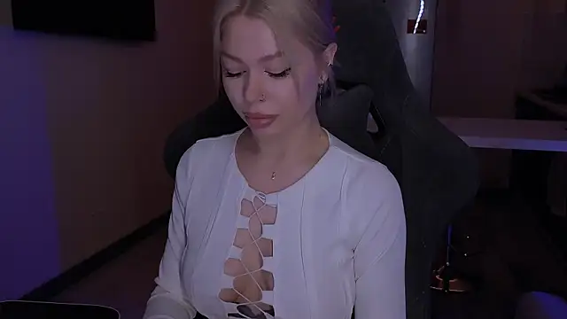 Snapshot of Sasha_Mason chatting on 22, 11, 2025 Sasha Mason online show from 22, 11, 2025