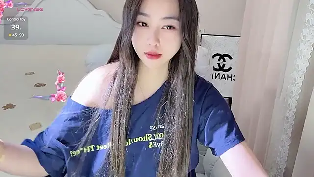 Caitlyn   online show from 20, 3, 2025