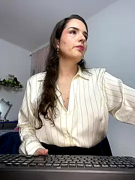 tatianaAlvarez1 online show from 12, 10, 2025