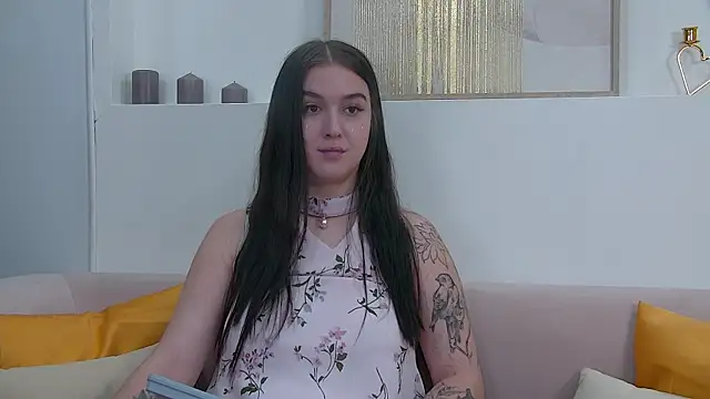 ChristinaMilton online show from 8, 1, 2025