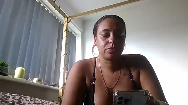 Snapshot of bigbootyjayda chatting on 12, 9, 2025 bigbootyjayda online show from 12, 9, 2025