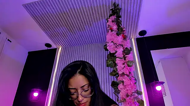 aura-baker online show from 22, 3, 2025