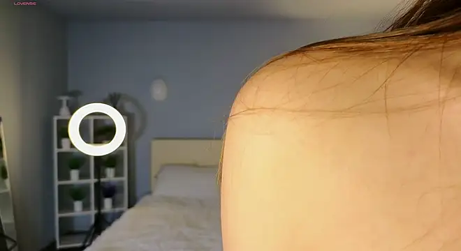 aryamirelle online show from 8, 12, 2024