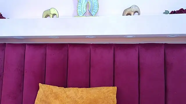 Snapshot of JESSYCORTES chatting on 27, 2, 2025 JESSYCORTES online show from 27, 2, 2025