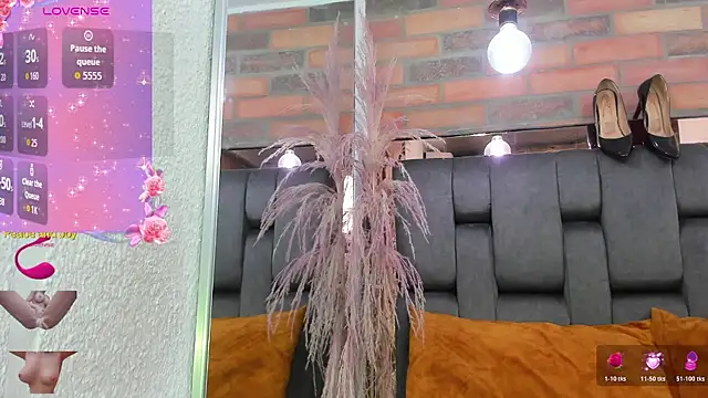 Snapshot of JESSYCORTES chatting on 4, 2, 2026 JESSYCORTES online show from 4, 2, 2026