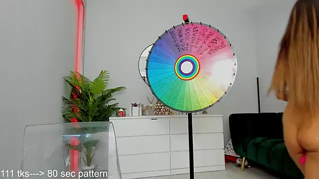 Jessy Cruz online show from 5, 1, 2025