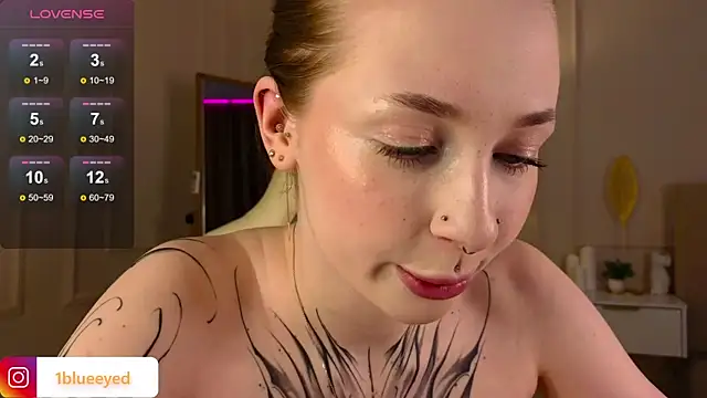 Snapshot of CurlyJenn chatting on 9, 3, 2025 CurlyJenn online show from 9, 3, 2025