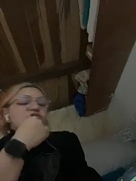 SophiaWeestt99 online show from 13, 10, 2025