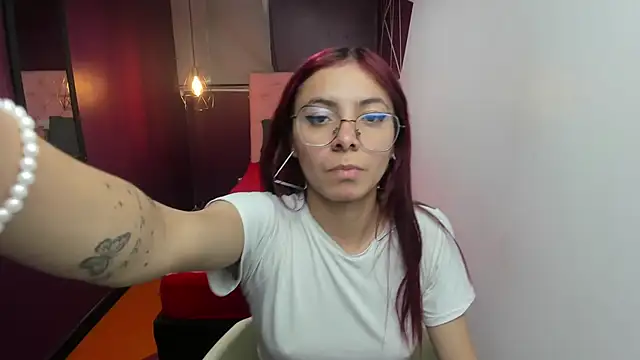 Molly naughty   online show from 11, 12, 2024