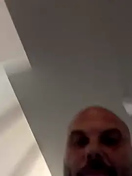 Javierchico online show from 11, 6, 2026