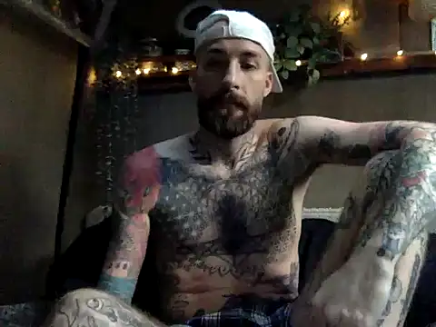 Snapshot of Tuhands chatting on 18, 1, 2025 Tuhands online show from 18, 1, 2025