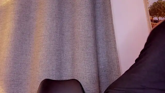 Little caprice x online show from 23, 10, 2025