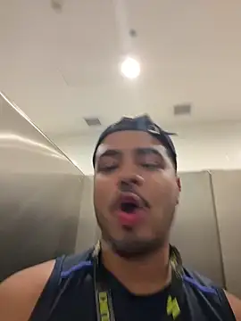 Snapshot of thiagowes chatting on 8, 4, 2026 thiagowes online show from 8, 4, 2026