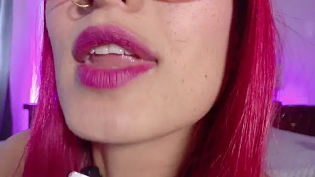 Snapshot of luccycollins_ chatting on 9, 10, 2025 luccycollins  online show from 9, 10, 2025