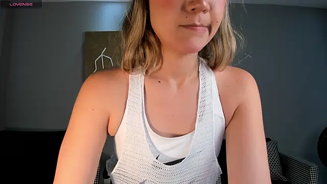 RebeccaHudson online show from 17, 3, 2026