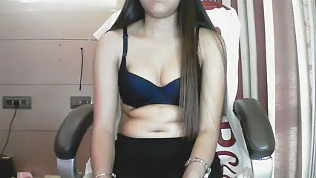 collage hoty online show from 12, 1, 2026