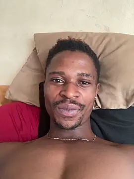 eyoItsRiley online show from 25, 3, 2026