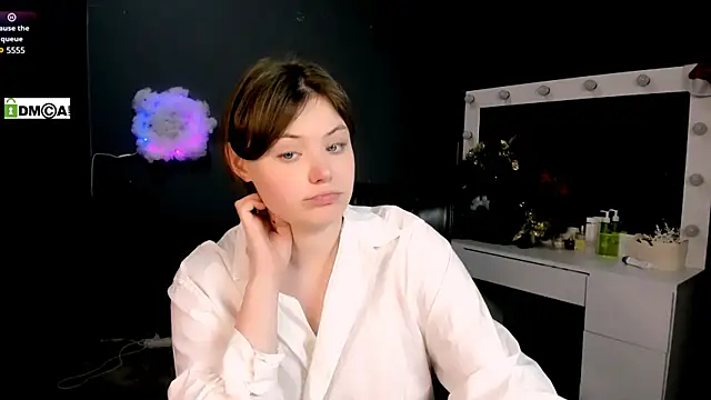 nikole kitt online show from 11, 2, 2025