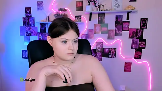 nikole kitt online show from 21, 5, 2026