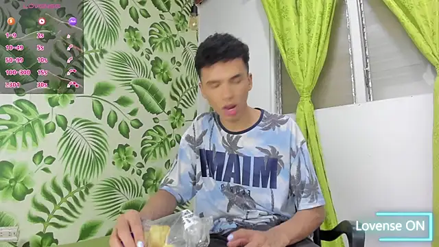 SEANTROYY online show from 28, 1, 2025