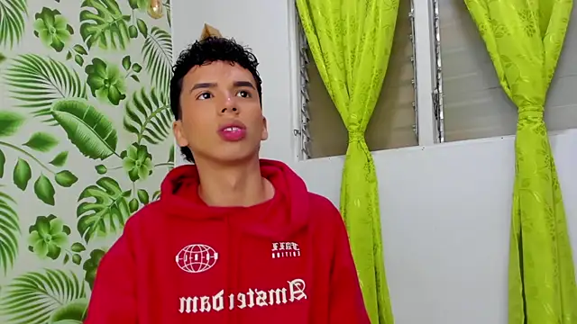 SEANTROYY online show from 15, 3, 2025