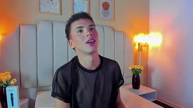 SEANTROYY online show from 9, 10, 2025