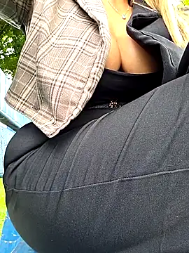 giselxxx hot online show from 17, 11, 2025