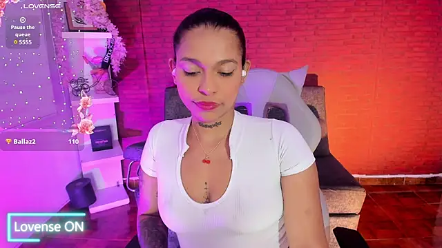 Snapshot of samantha_simur chatting on 26, 1, 2025 samantha simur online show from 26, 1, 2025