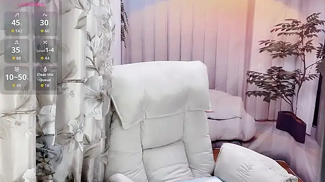 Snapshot of NINIbaby-99 chatting on 9, 5, 2026 NINIbaby-99 online show from 9, 5, 2026