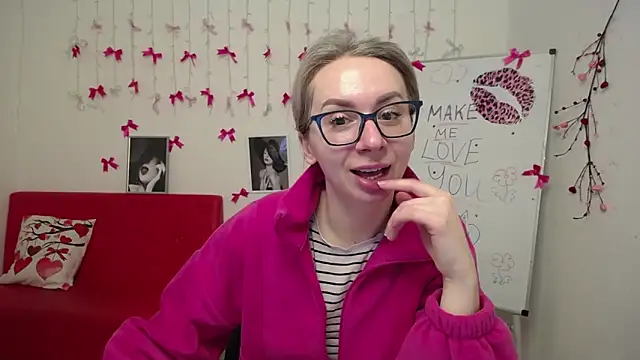 Snapshot of VasilisaSii chatting on 20, 2, 2026 VasilisaSii online show from 20, 2, 2026